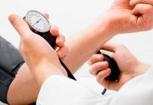 Médico llama a enfermos crónicos a no descuidarse ante el desconfinamiento y mantenerse controlados con telemonitoreo