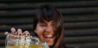 ¿Qué son las bebidas vivas y por qué es bueno preferirlas