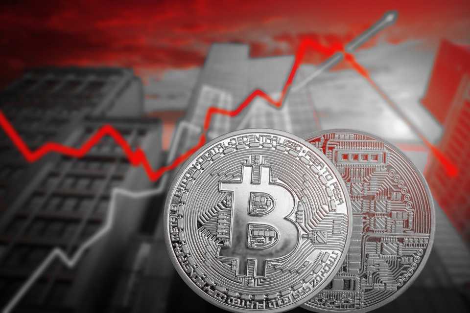 El Efecto Dominó: Cómo el Precio de Bitcoin Influye en Otras Criptomonedas