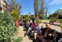 Buonavita celebra el Día del Adulto Mayor con un taller de huerto terapéutico