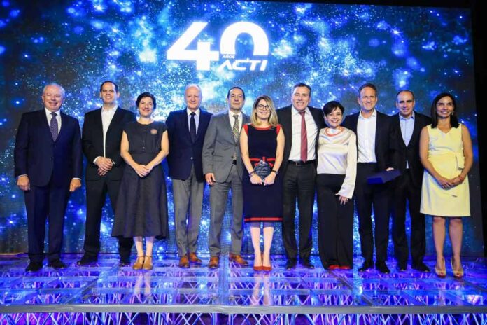 Con autoridades y representantes del sector privado, la ACTI celebró su 40° aniversario con miras a 2025