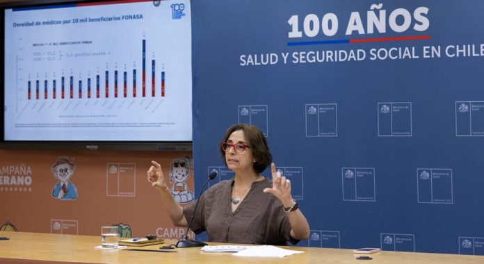 Dotación de médicos de la red asistencial ha aumentado en un 25% durante los últimos 4 años