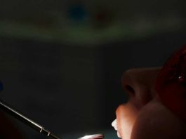 El consumo excesivo de azúcar y diversos tipos de bebidas puede aumentar el riesgo de bruxismo