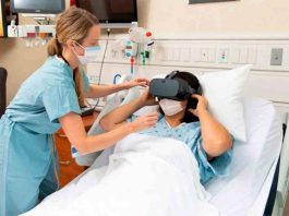 Investigadores y cirujanos de Mayo Clinic experimentan realidad virtual para calmar el nerviosismo prequirúrgico