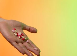 CONAC alerta sobre los riesgos de medicamentos sin respaldo clínico y destaca la importancia de la educación y la venta segura en oncología