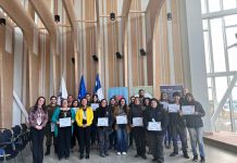 Seremi de salud realiza primera jornada de formación de líderes comunitarios en tenencia responsable de mascotas en Puerto Williams