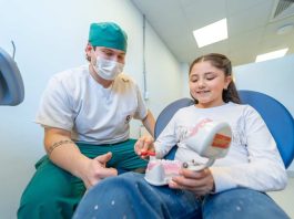 Docentes de Odontopediatría se reúnen para fortalecer la formación y colaboración académica