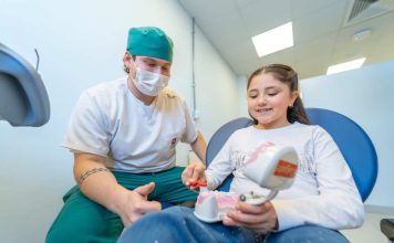 Docentes de Odontopediatría se reúnen para fortalecer la formación y colaboración académica