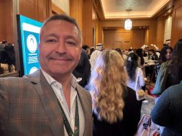 Dr. Pradenas, único latinaomericano en el Congreso Mundial de Células Madre en Dubái