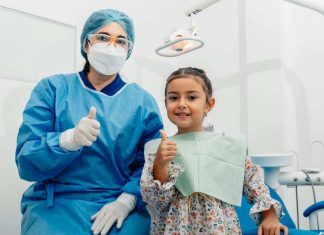 El rol clave de los padres en la formación de hábitos de higiene: El 70% de los niños menores de seis años tiene caries en Chile