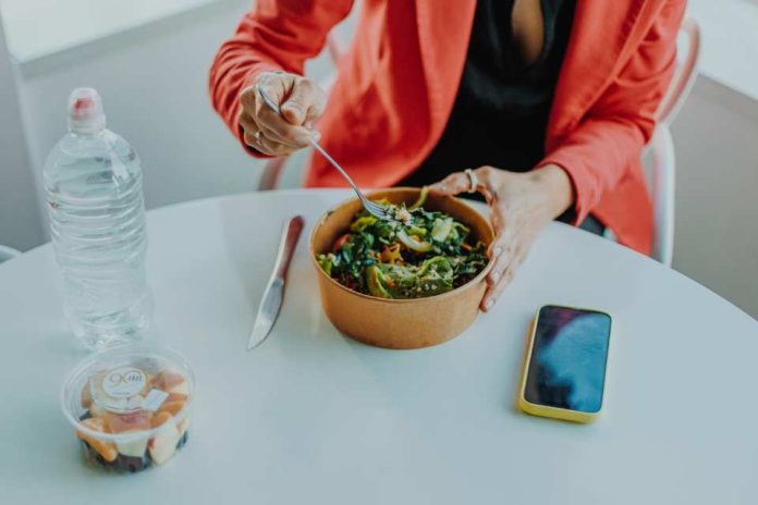 Una alimentación saludable en el trabajo mejora la productividad, reduce el ausentismo y fortalece la sostenibilidad