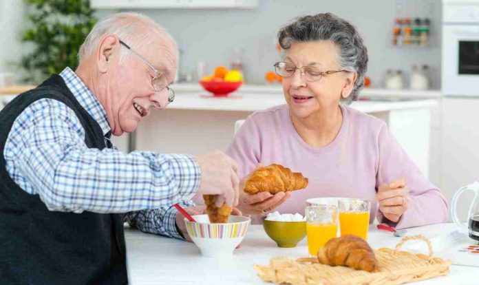 Alerta en chile: 1 de cada 3 adultos mayores está en riesgo de desnutrición