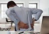 Dolor de espalda en trabajadores de oficina: terapias innovadoras permiten tratar lesiones sin recurrir a cirugía