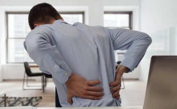 Dolor de espalda en trabajadores de oficina: terapias innovadoras permiten tratar lesiones sin recurrir a cirugía