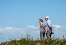 Mantenerse activo: Especialistas internacionales entregan claves para envejecer con salud y autonomía