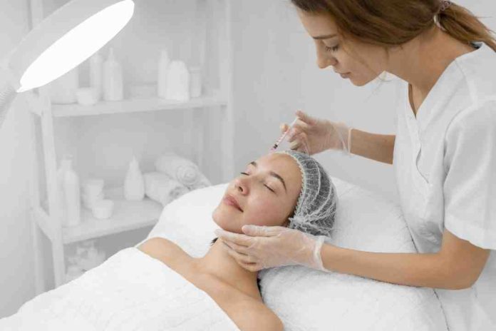 Botox ilegal: experto chileno alerta sobre los riesgos de aplicarse tratamientos con profesionales no certificados