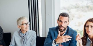 Cuatro generaciones en la fuerza laboral; ¿cómo lidiar con estas diferencias
