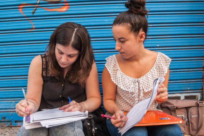 Desde su impacto en la salud hasta su uso cotidiano los mitos sobre los protectores diarios