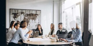 Falta de confianza y necesidad de control: el dilema del trabajo remoto