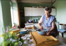 Fuerza laboral envejecida: entre la extensión de la vida laboral y la informalidad persistente