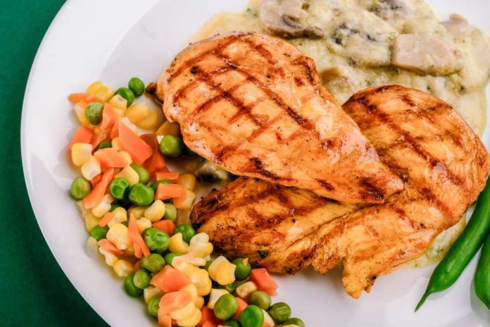 Nutrióloga destaca la importancia de las proteínas para la salud