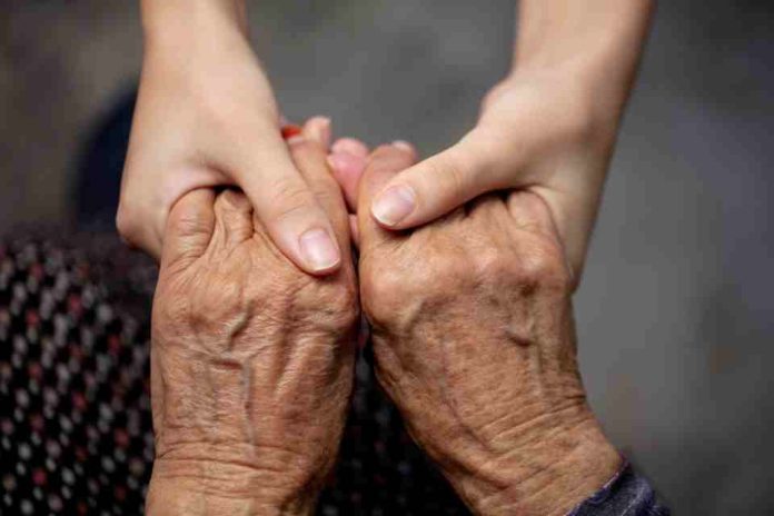 Proyecto “Hijito Corazón”: proteger a quienes envejecen