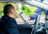 Conducción bajo sustancias: ¿qué sanciones enfrentan los conductores del transporte público?