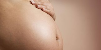 ¿Por qué la listeria puede ser más peligrosa para las embarazadas?