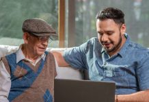 3 de cada 4 chilenos ayuda económicamente a un familiar adulto mayor