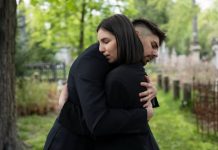Claves para apoyar a quienes pasan por un duelo