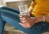 Chile bebe 3 veces más bebidas azucaradas que el promedio mundial mientras el agua embotellada sigue siendo un lujo