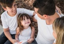 Conversaciones que sanan: Cómo hablar con los niños sobre la tristeza, el  miedo y la frustración