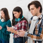 Generación Alpha: más informados, creativos y exigentes, pero también más ansiosos y preocupados por su apariencia