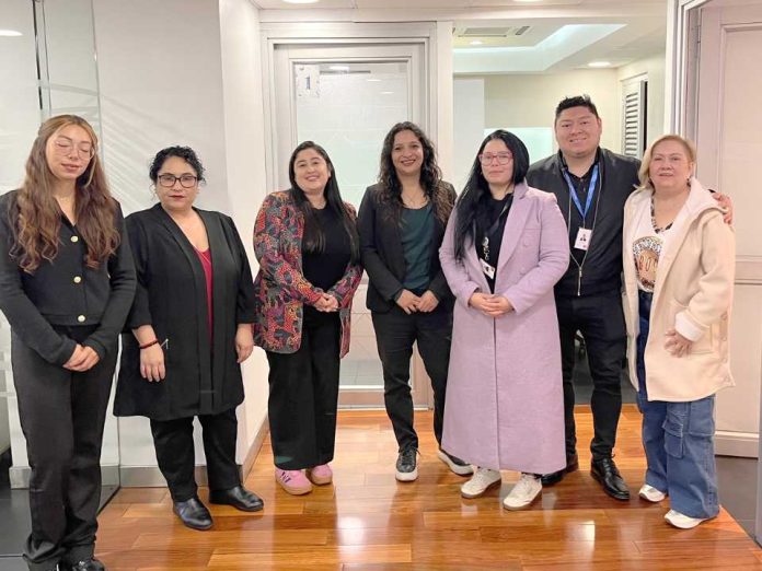 Mujeres que viven violencia reciben medicamentos gratuitos en Antofagasta