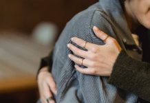 9 de cada 100 mil personas mueren por suicidio: el llamado a prevenir desde la salud pública
