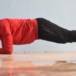 ¿Cuánto resiste en plancha abdominal? Estudio revela lo que dice sobre su salud