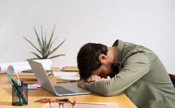 El 60% de los trabajadores duerme menos de 7 horas al día debido a las preocupaciones y el estrés