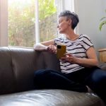 Estudio de Mayo Clinic revela causas ocultas de los infartos en adultos jóvenes, especialmente en mujeres