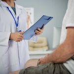 Excesos que se sienten en el estómago: cómo cuidar la salud digestiva en el “18”