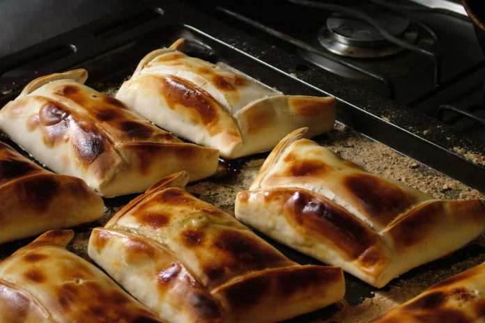 Las claves para disfrutar terremotos y empanadas sin culpa este 18