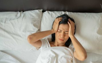 Mal dormir en Chile: Un 79% atribuye sus problemas de sueño a temas laborales, económicos y personales