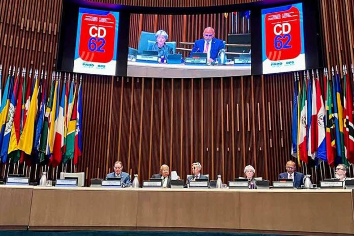 Ministra de Salud destaca avances de Chile en protección infantil y acceso universal durante Consejo Directivo de OPS