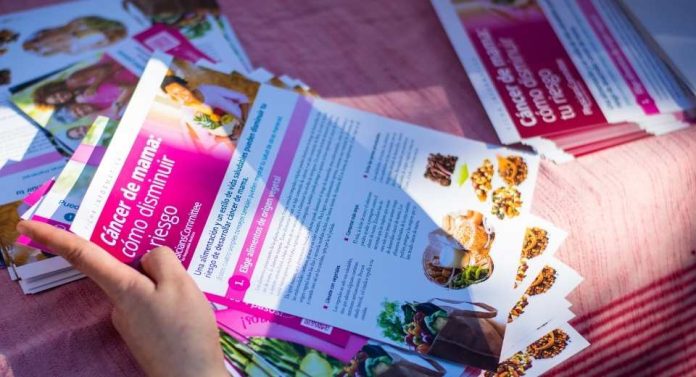 Prevenir el riesgo de cáncer de mama desde la alimentación y hábitos saludables