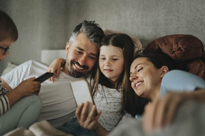 Seguros de vida entera: pólizas con valores garantizados entregan protección hasta los 100 años