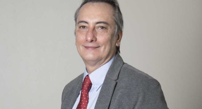 Vacunar contra el sarampión una urgencia impostergable para Chile Vacunar contra el sarampión una urgencia impostergable para Chile