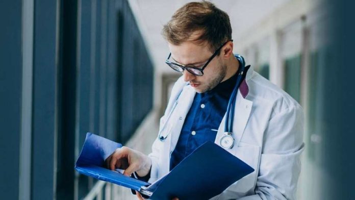 Más de medio millón de estudios clínicos marcan el avance de la medicina a nivel global 