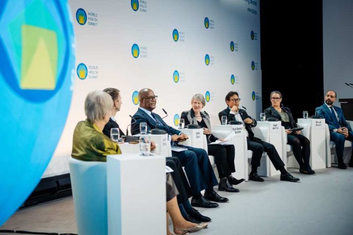 Cumbre Mundial de la Salud 2025 #WHS2025: ministra Aguilera destaca modelo de APS y preocupación por la Salud Mental