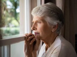 Depresión en la tercera edad: expertos entregarán claves para detectarla y enfrentarla