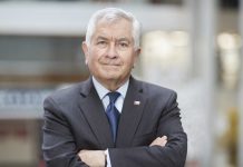 El destacado médico liderará la principal feria de salud en Chile, aportando su vasta experiencia en gestión sanitaria y políticas públicas