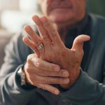 ESTUDIO REVELA QUE LA CALIDAD DE LA COMUNICACIÓN MÉDICA INFLUYE EN LA ADHERENCIA TERAPÉUTICA EN LOS PACIENTES